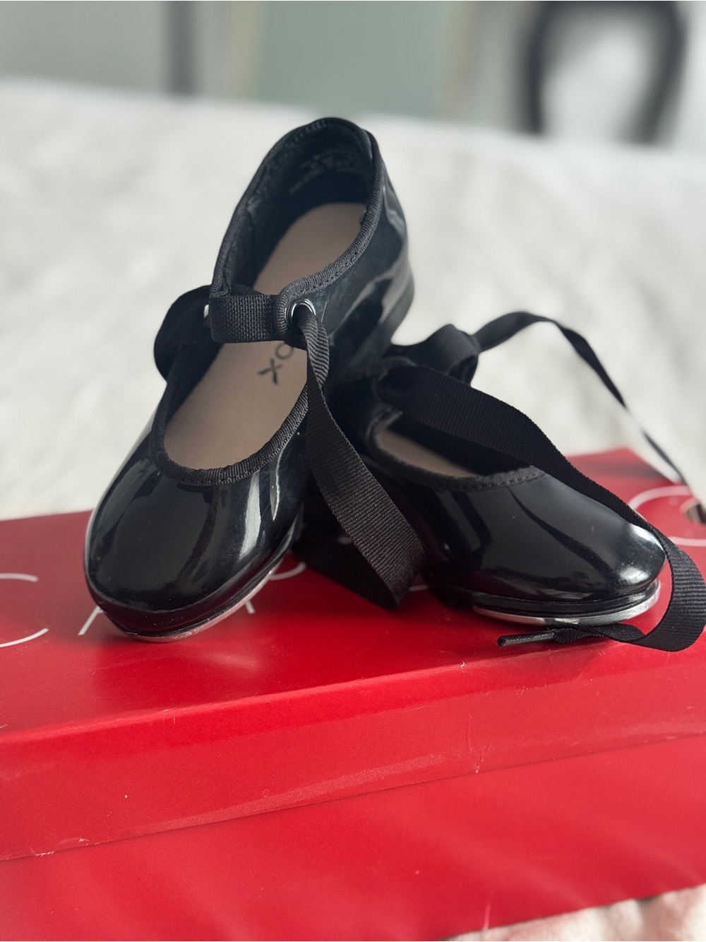 Capezio Jr. Tyette Black Patent Tap Shoes – Kids Size 8W